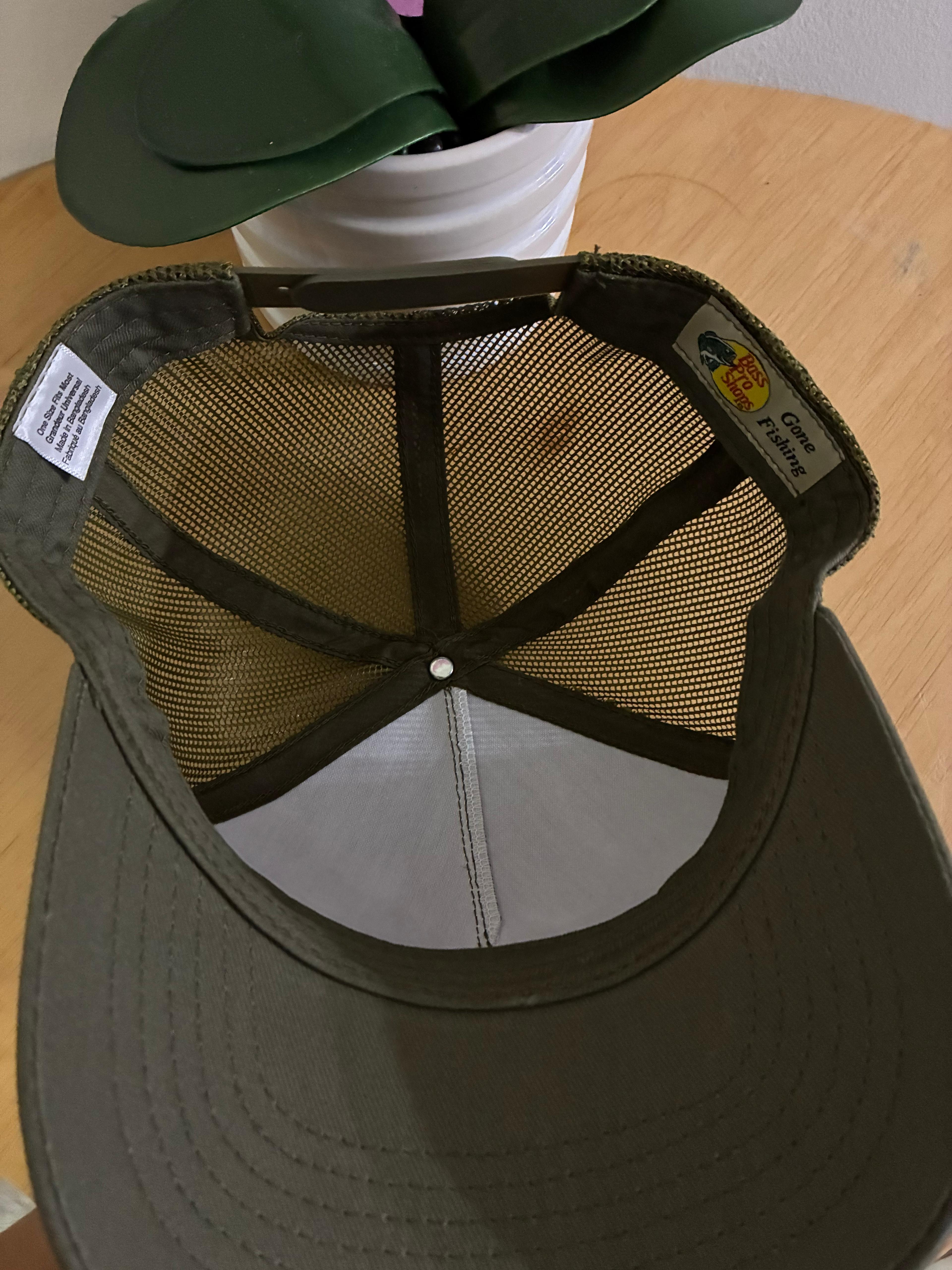 Bass Pro Shops Green Trucker Hat Snapback Fishing Cap Adjustable Logo